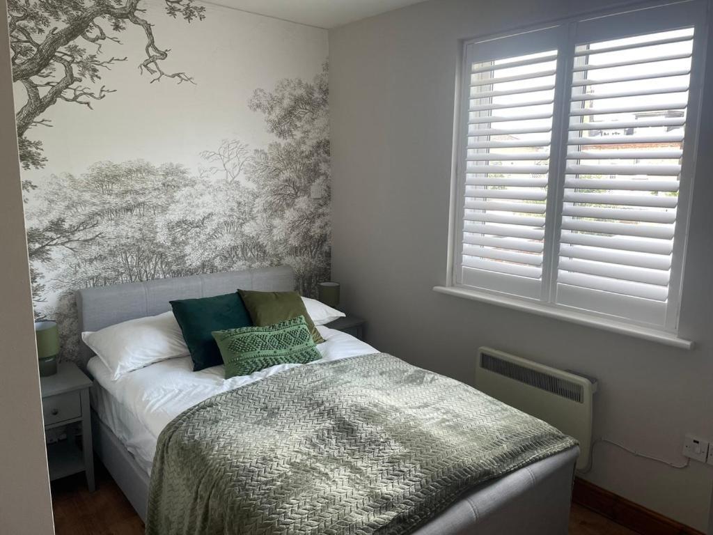 2 Bedroom House In Central Windsor - The Town 外观 照片